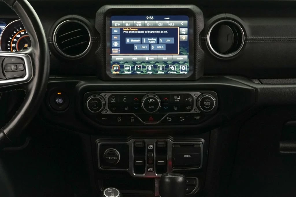 2020 Jeep JL Wrangler - Image 19 of 30