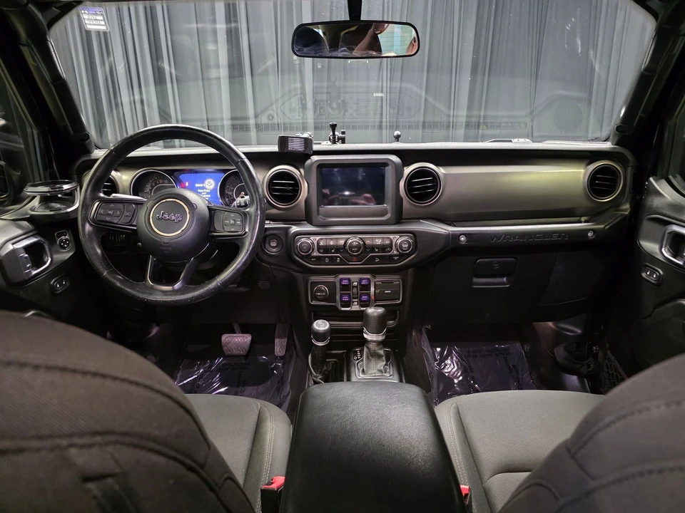 2020 Jeep JL Wrangler - Image 19 of 31
