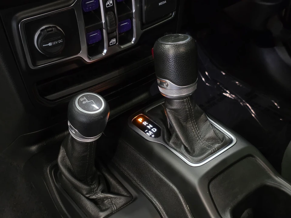 2020 Jeep JL Wrangler - Image 3 of 31