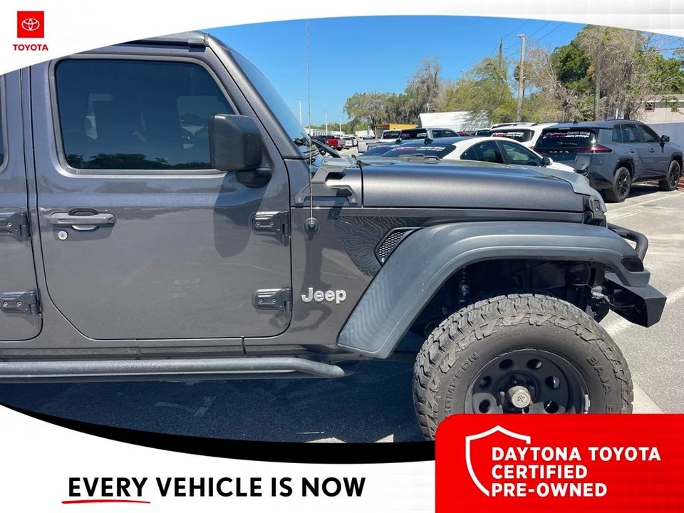 2020 Jeep JL Wrangler - Image 9 of 10