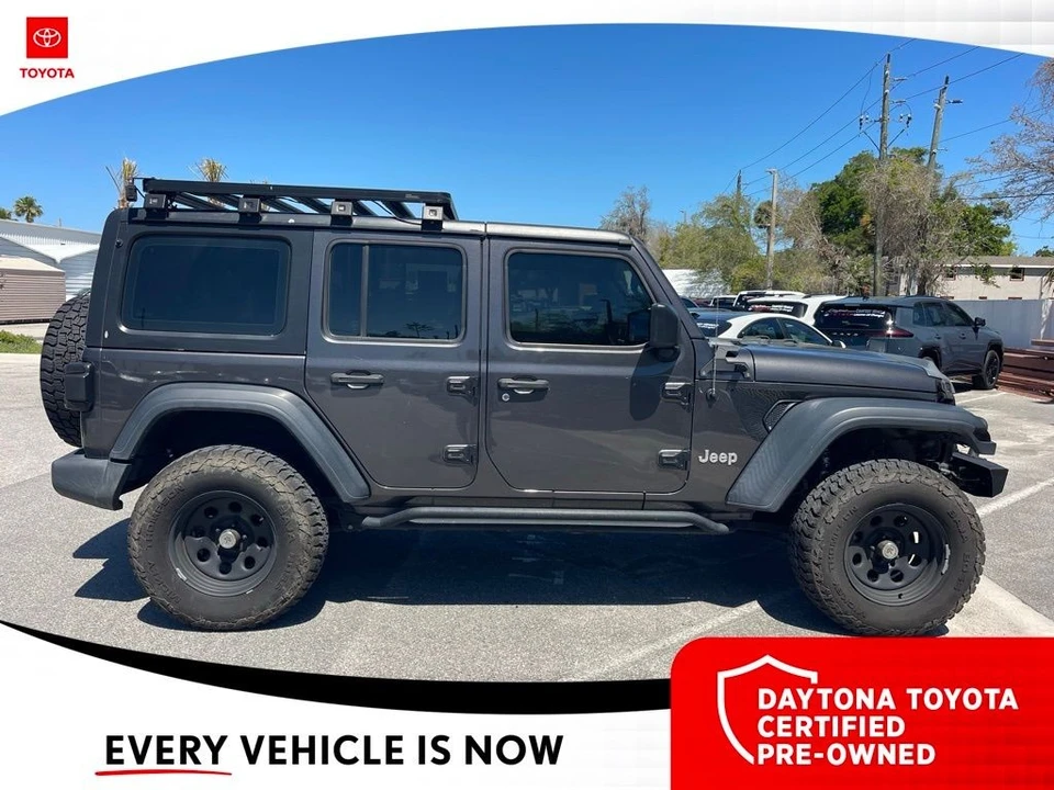 2020 Jeep JL Wrangler - Image 7 of 10