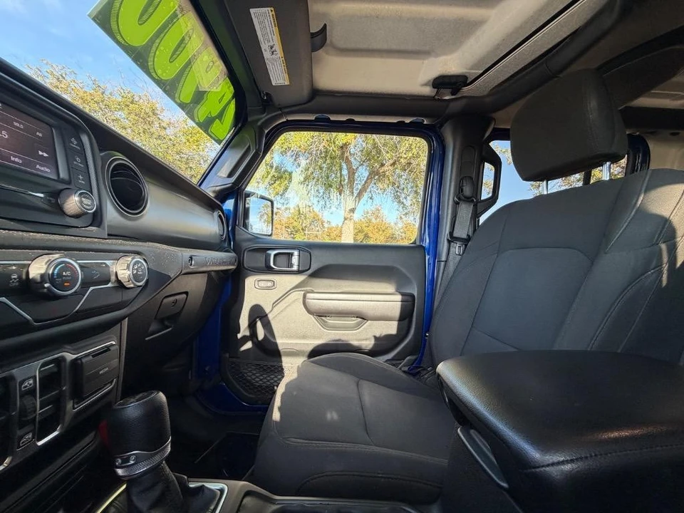 2020 Jeep JL Wrangler - Image 12 of 21