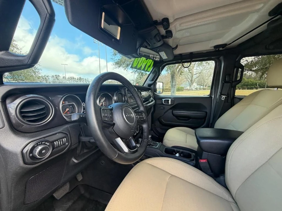 2020 Jeep JL Wrangler - Image 4 of 21