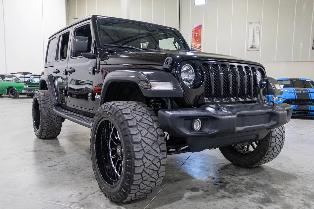 2020 Jeep JL Wrangler - Image 8 of 21