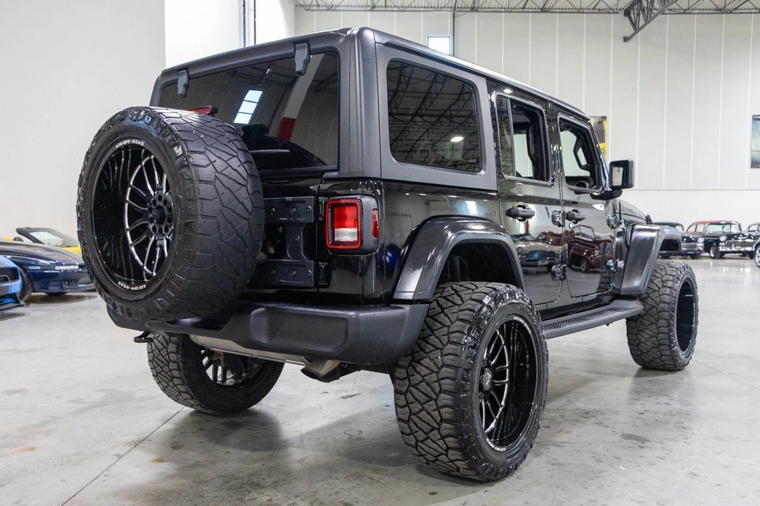 2020 Jeep JL Wrangler - Image 6 of 21