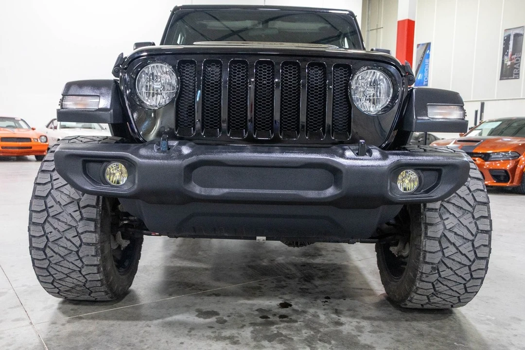 2020 Jeep JL Wrangler - Image 9 of 21