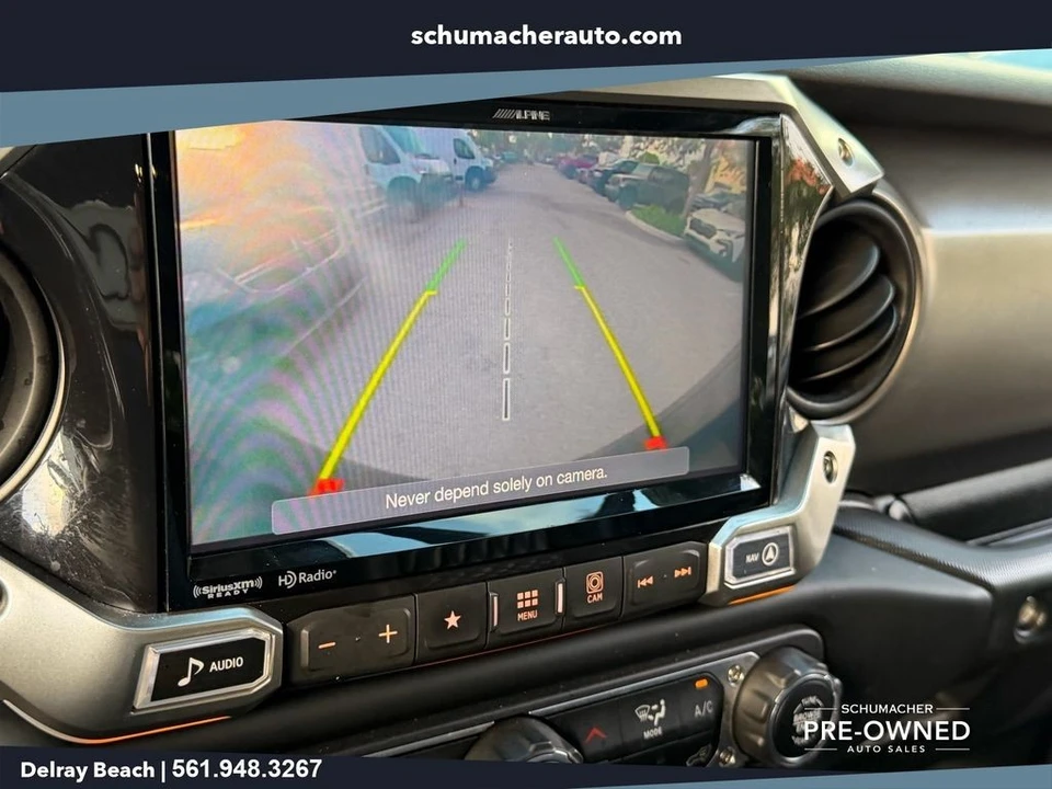 2020 Jeep JL Wrangler - Image 19 of 25