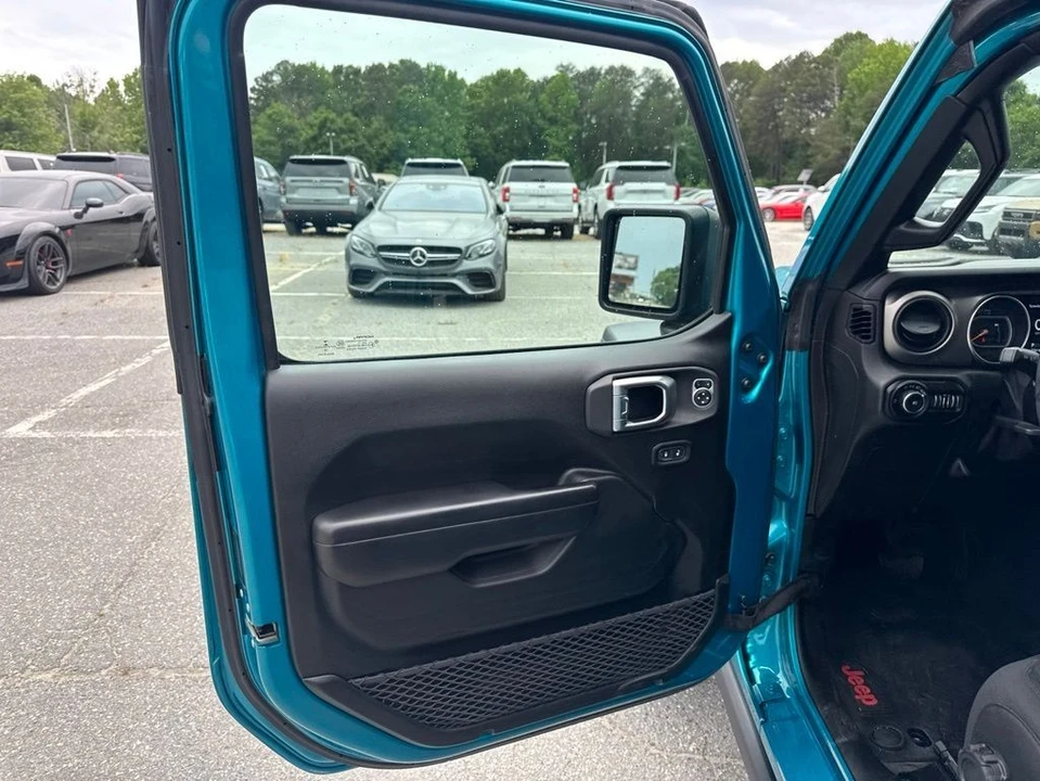 2020 Jeep JL Wrangler - Image 26 of 30