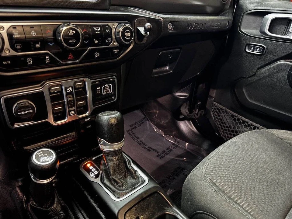 2020 Jeep JL Wrangler - Image 26 of 31