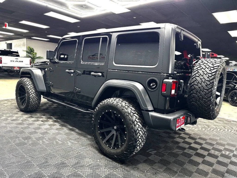 2020 Jeep JL Wrangler - Image 9 of 31