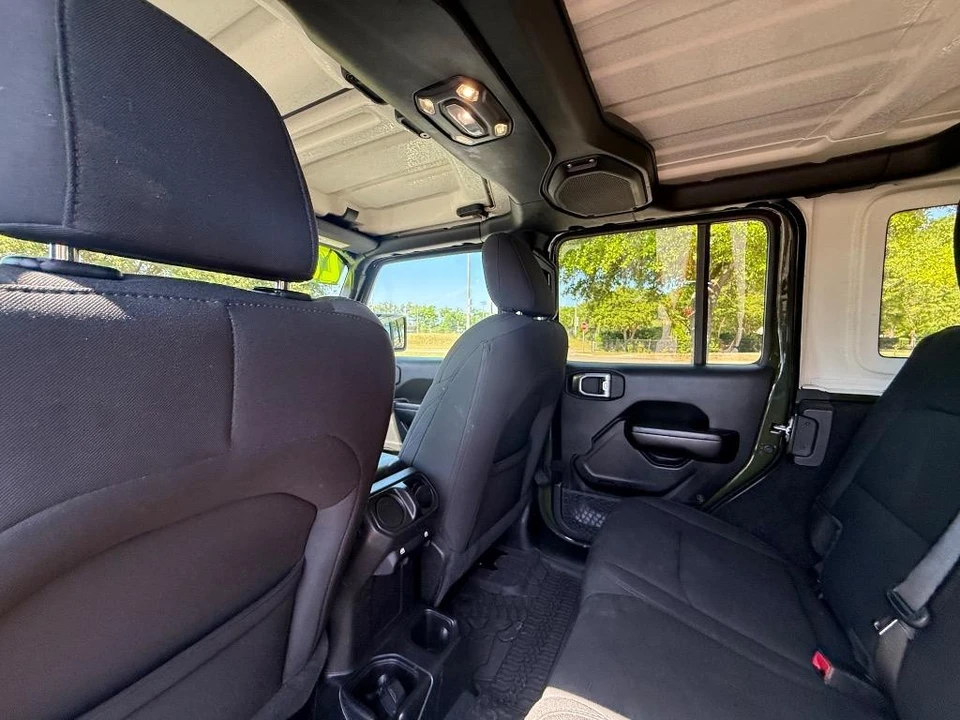2020 Jeep JL Wrangler - Image 18 of 21