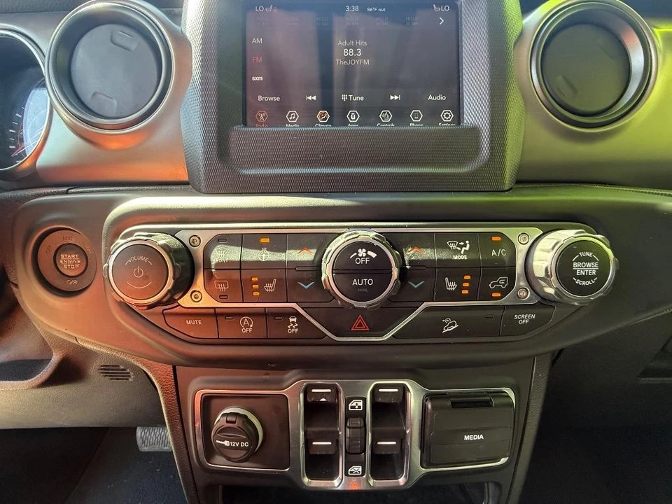 2020 Jeep JL Wrangler - Image 12 of 21