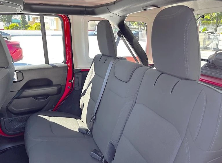 2020 Jeep JL Wrangler - Image 4 of 9