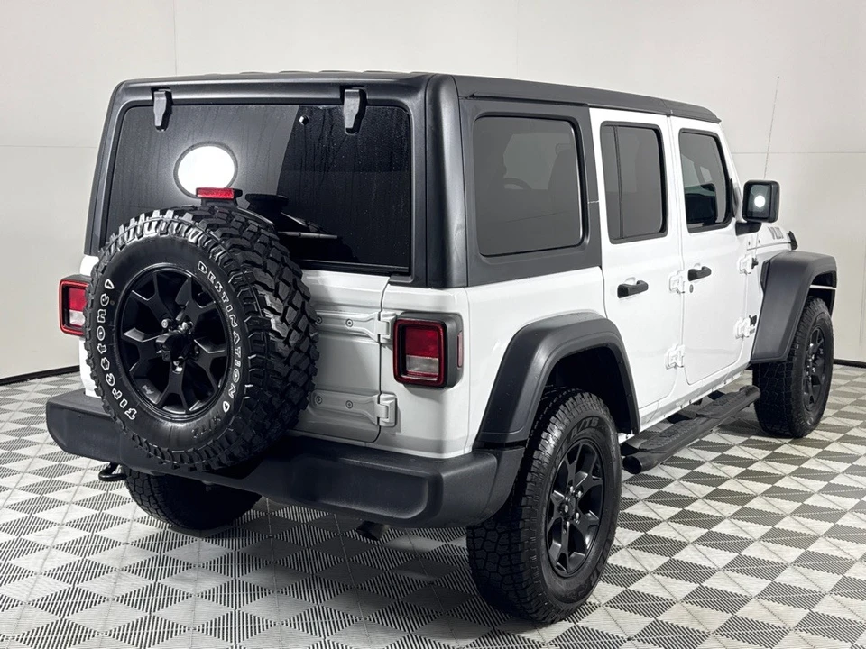 2020 Jeep JL Wrangler - Image 4 of 12