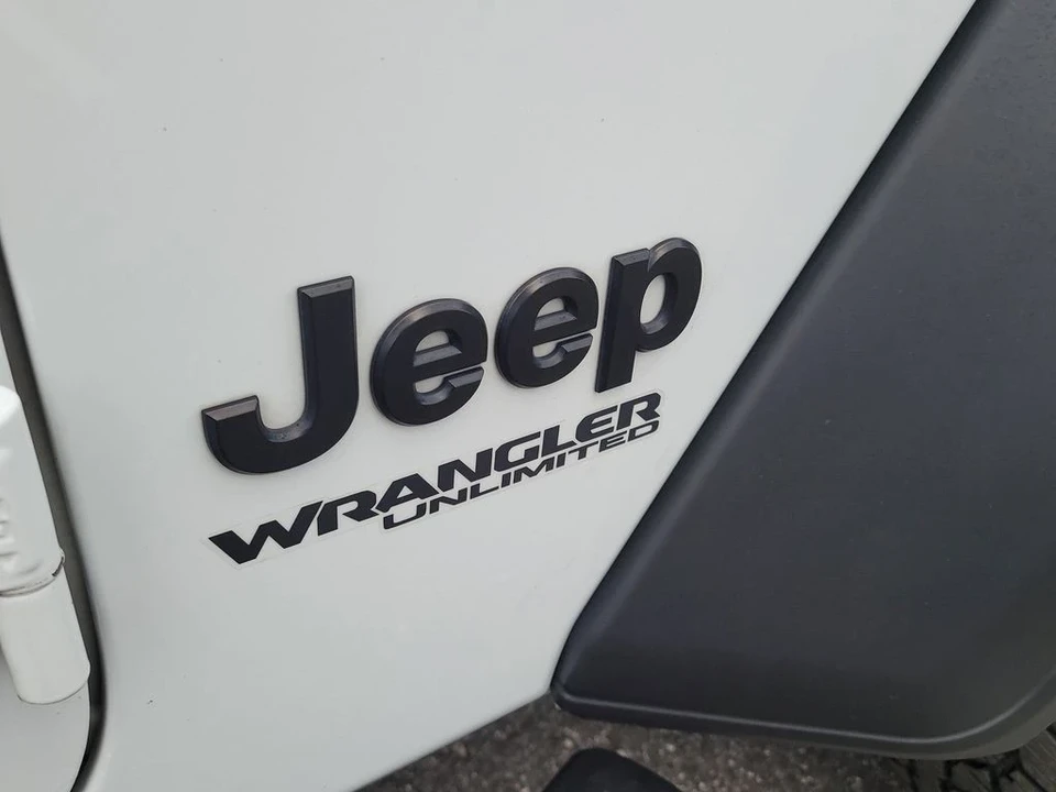 2020 Jeep JL Wrangler - Image 6 of 12