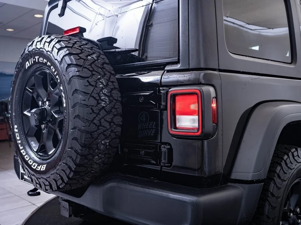 2020 Jeep JL Wrangler - Image 8 of 21