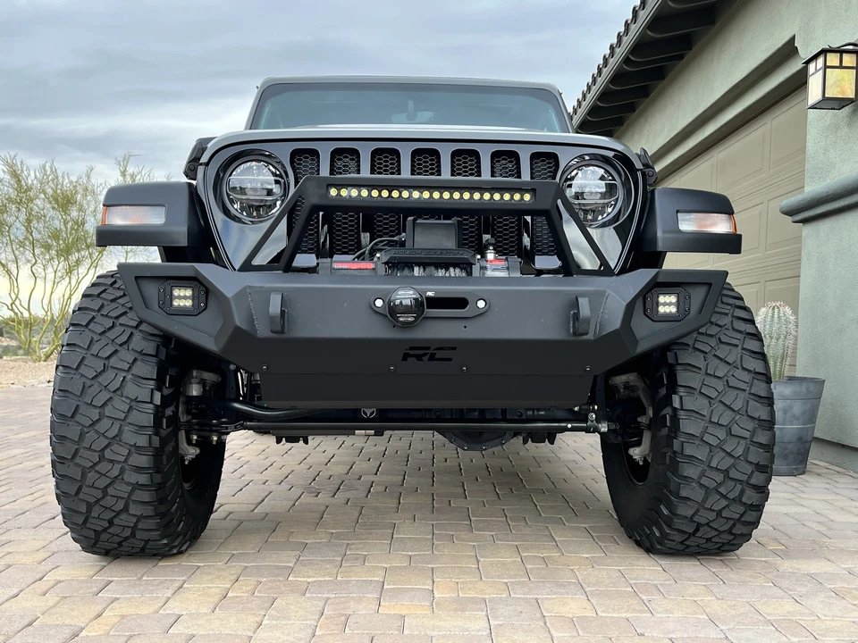 2020 Jeep JL Wrangler - Image 4 of 31