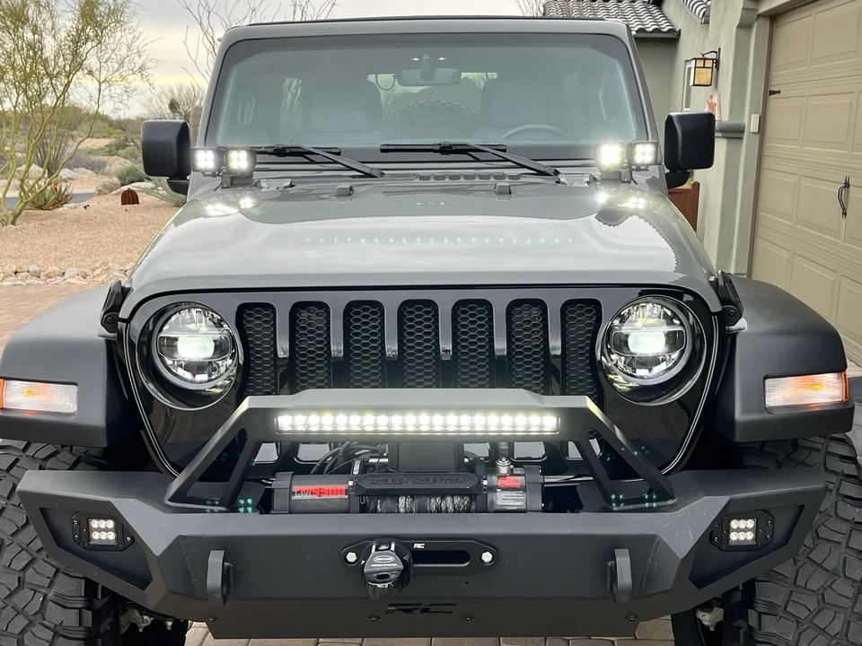 2020 Jeep JL Wrangler - Image 21 of 31