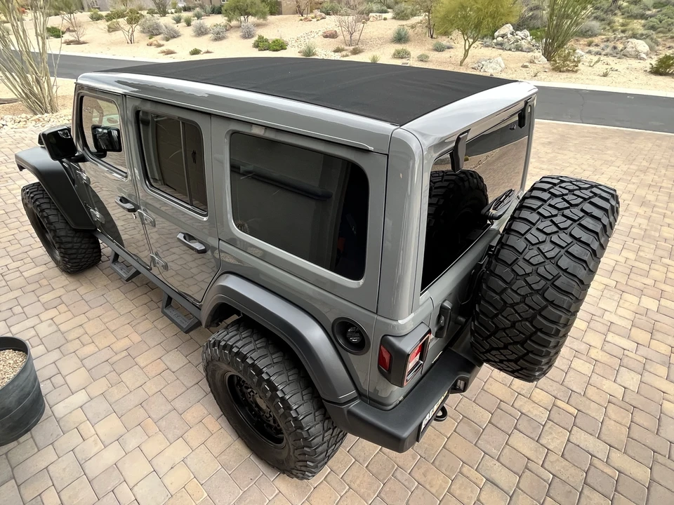 2020 Jeep JL Wrangler - Image 14 of 31