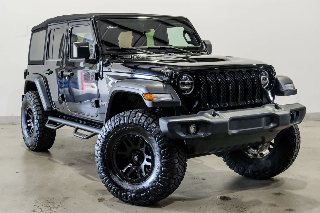 2020 Jeep JL Wrangler - Image 5 of 12