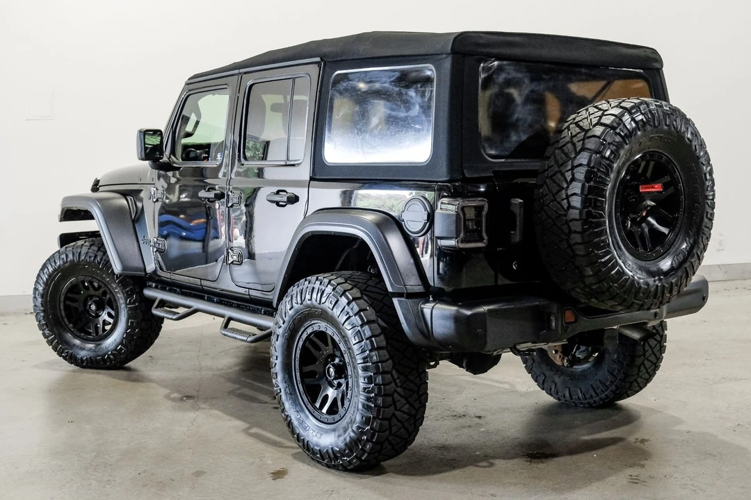 2020 Jeep JL Wrangler - Image 10 of 12