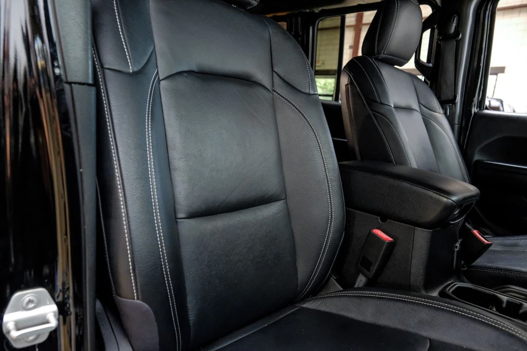 2020 Jeep JL Wrangler - Image 6 of 12