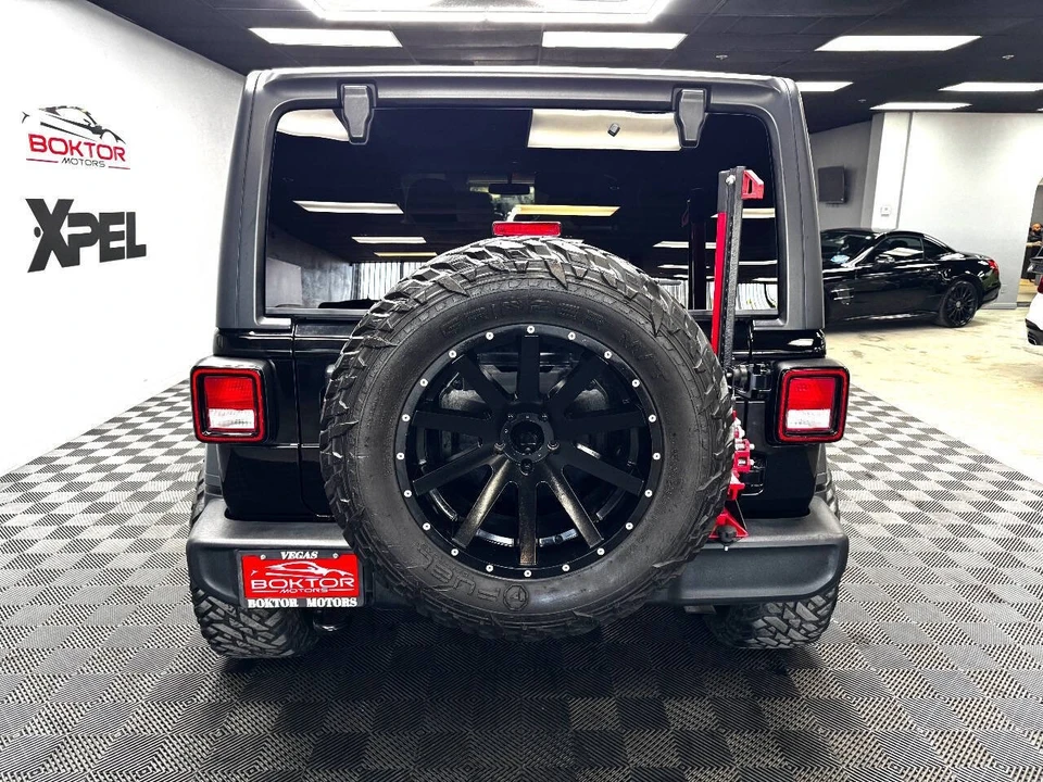 2020 Jeep JL Wrangler - Image 11 of 12