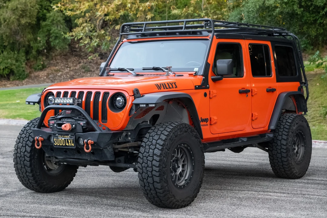 2020 Jeep JL Wrangler - Image 2 of 31