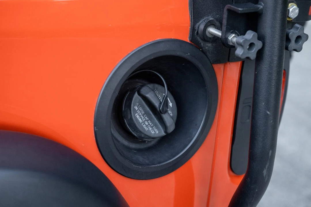 2020 Jeep JL Wrangler - Image 10 of 31