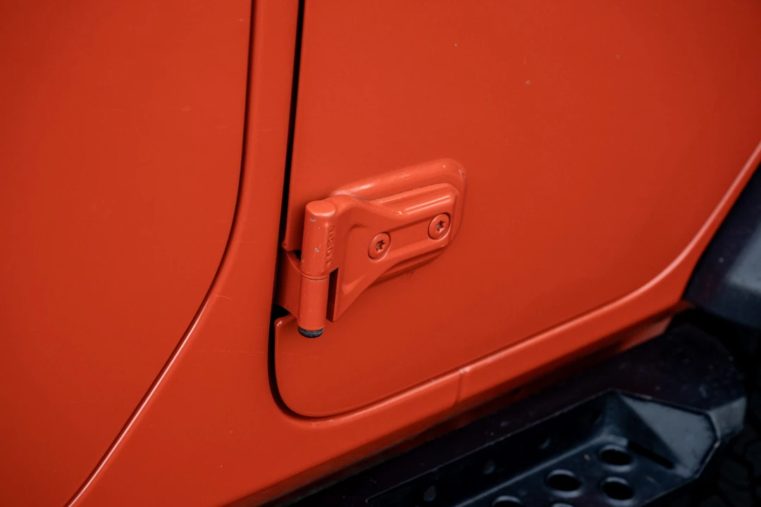 2020 Jeep JL Wrangler - Image 14 of 31