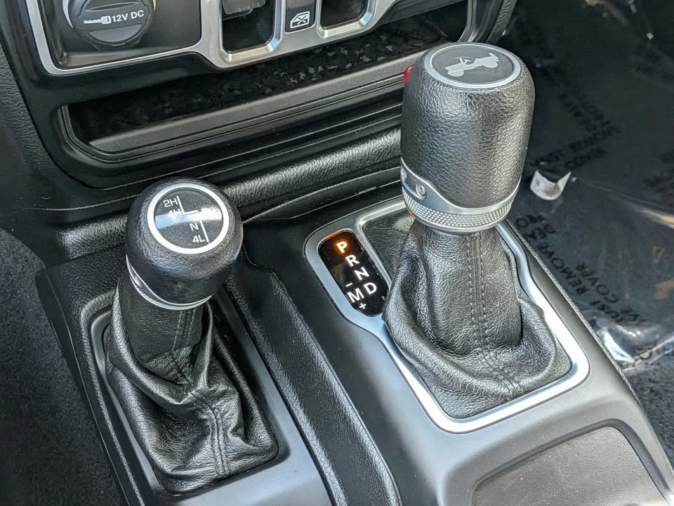 2020 Jeep JL Wrangler - Image 18 of 19