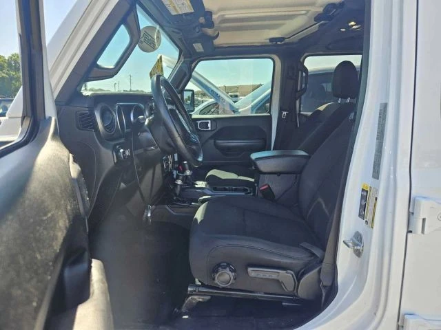 2020 Jeep JL Wrangler - Image 3 of 5