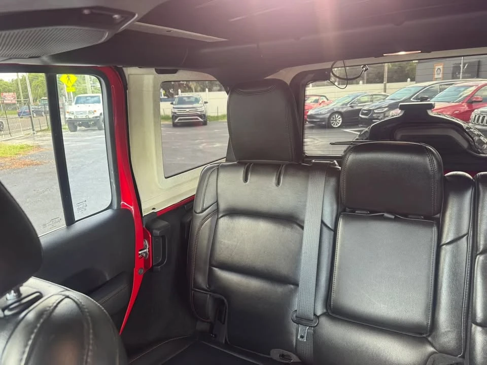 2020 Jeep JL Wrangler - Image 18 of 19