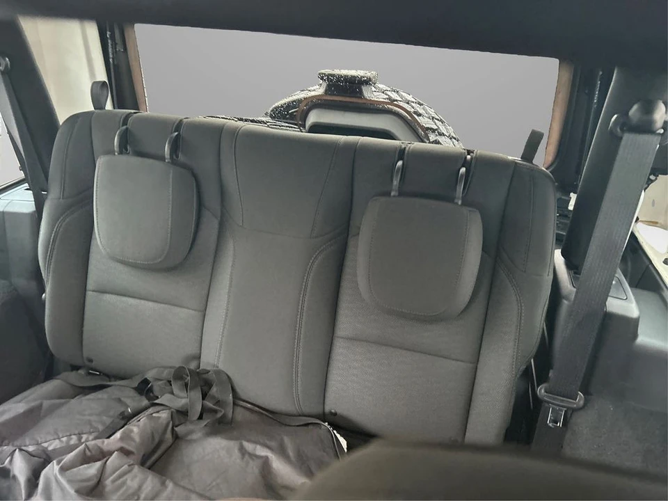 2020 Jeep JL Wrangler - Image 10 of 12