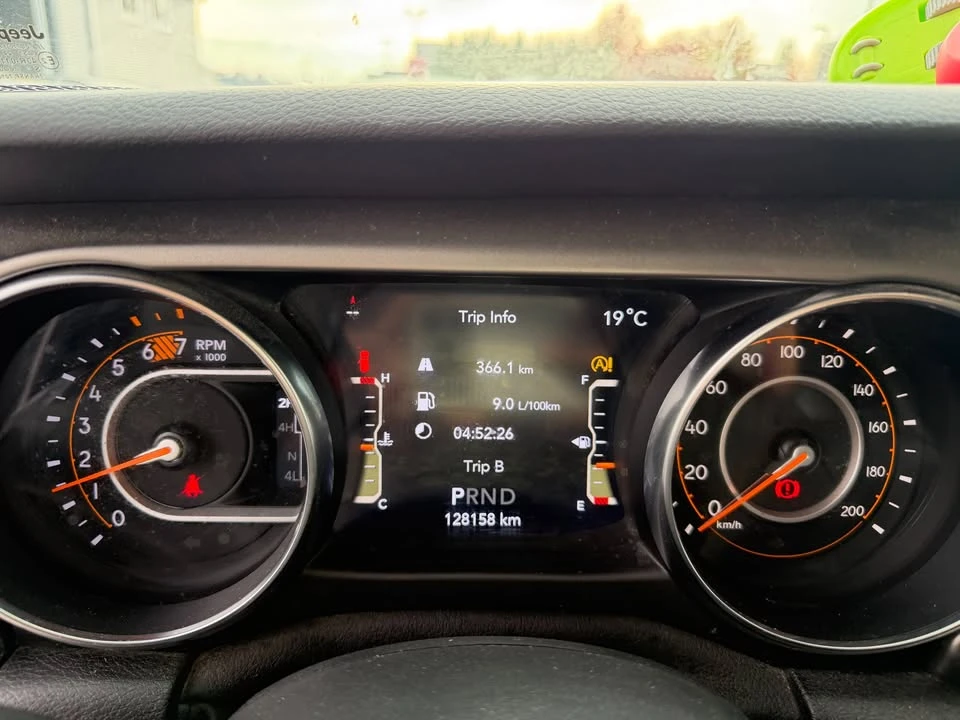 2020 Jeep JL Wrangler - Image 9 of 9