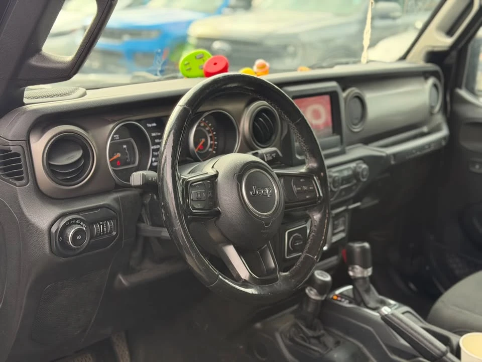 2020 Jeep JL Wrangler - Image 8 of 9