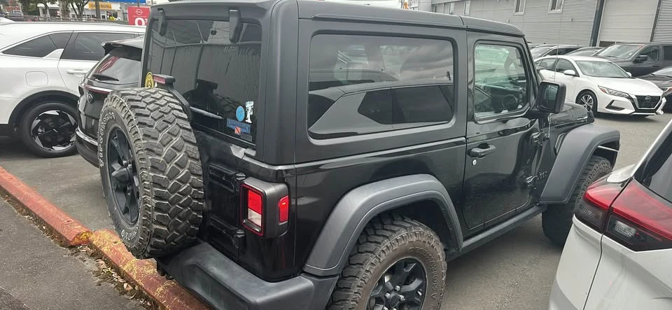 2020 Jeep JL Wrangler - Image 4 of 12