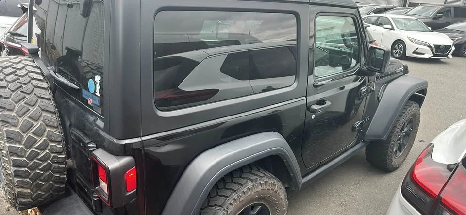 2020 Jeep JL Wrangler - Image 5 of 12
