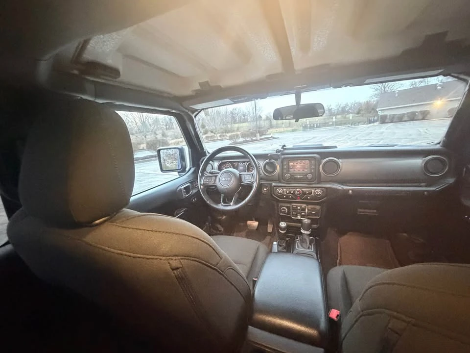 2020 Jeep JL Wrangler - Image 7 of 18