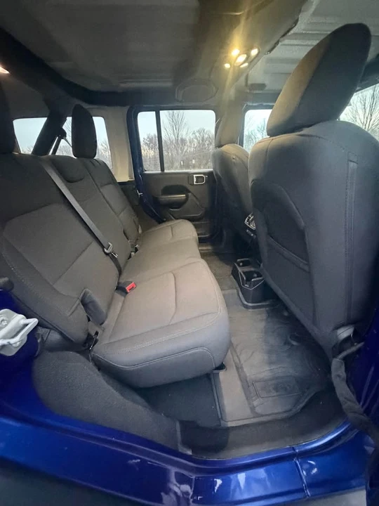2020 Jeep JL Wrangler - Image 8 of 18