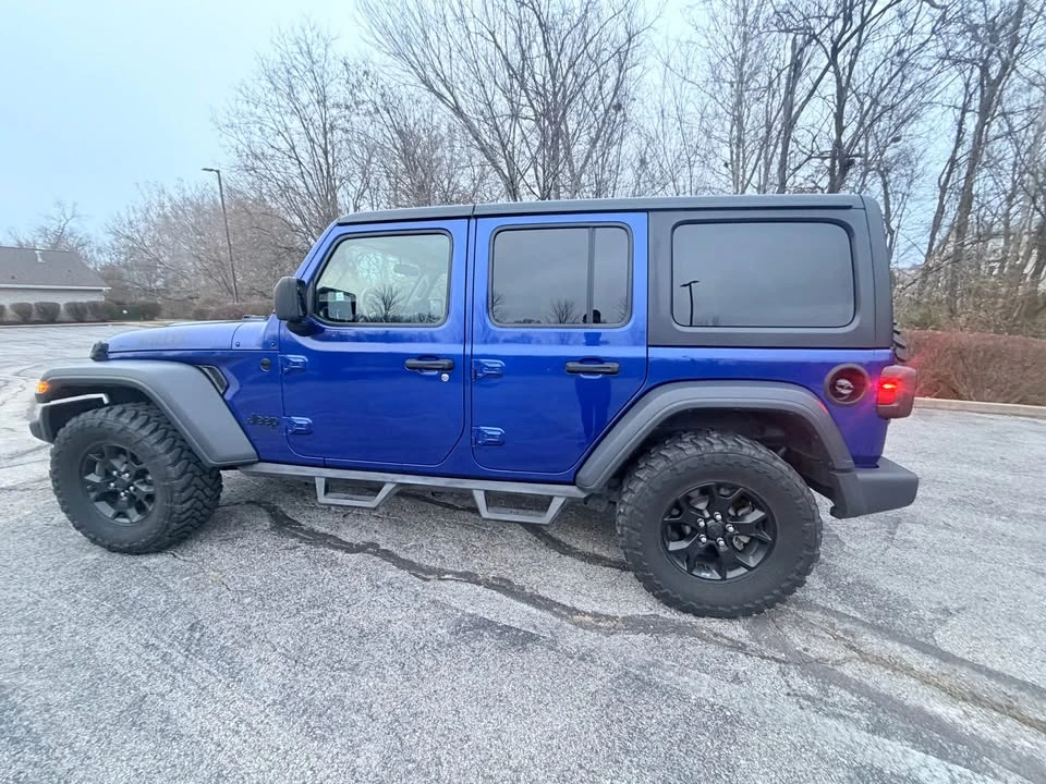 2020 Jeep JL Wrangler - Image 13 of 18