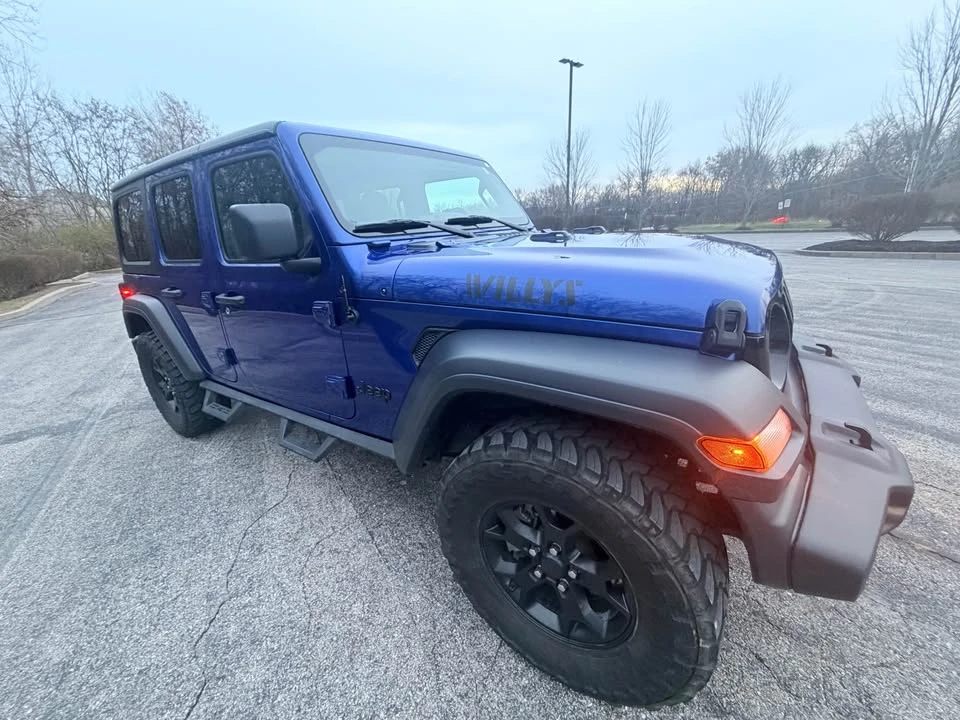 2020 Jeep JL Wrangler - Image 4 of 18