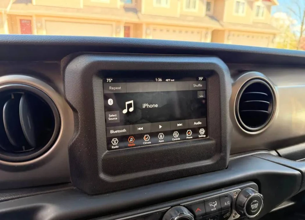 2020 Jeep JL Wrangler - Image 8 of 19