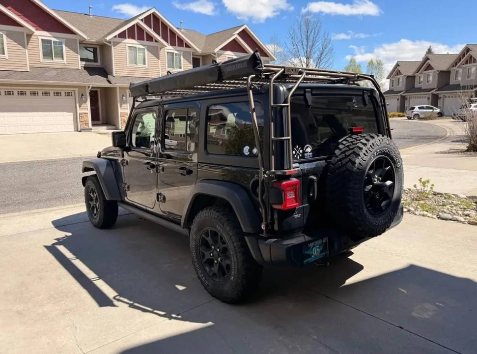 2020 Jeep JL Wrangler - Image 4 of 19
