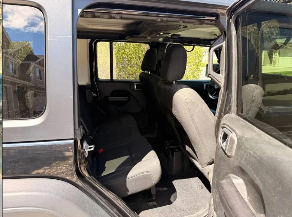 2020 Jeep JL Wrangler - Image 14 of 19