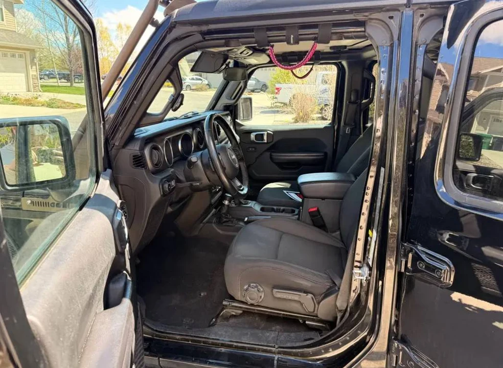 2020 Jeep JL Wrangler - Image 9 of 19