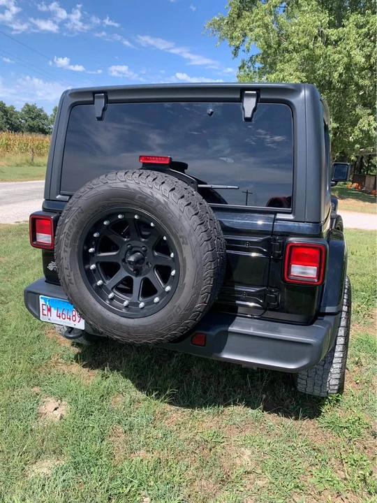 2020 Jeep JL Wrangler - Image 4 of 18