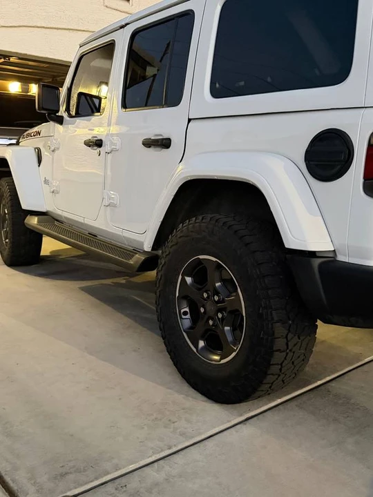 2020 Jeep JL Wrangler - Image 4 of 4
