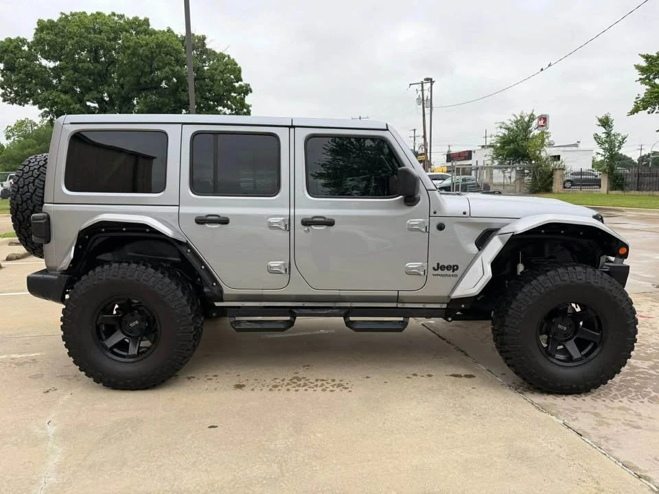 2020 Jeep JL Wrangler - Image 4 of 13