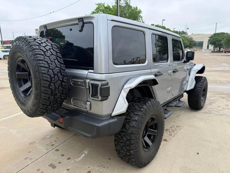 2020 Jeep JL Wrangler - Image 7 of 13